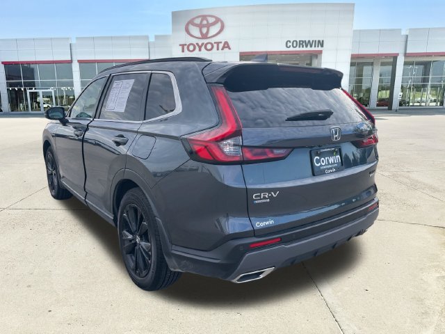 Used 2025 Honda CR-V Sport Touring image 3