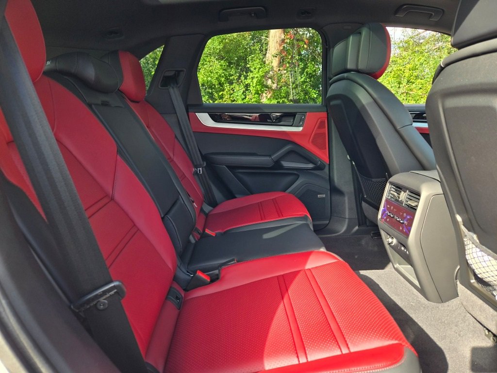 New 2026 Porsche Cayenne S image 36