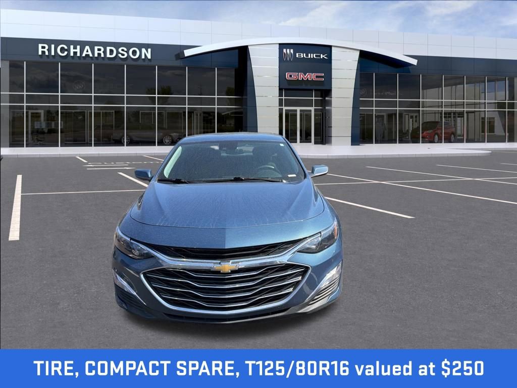 Used 2024 Chevrolet Malibu LS w/ LPO, Floor Liner Package FWD image 4
