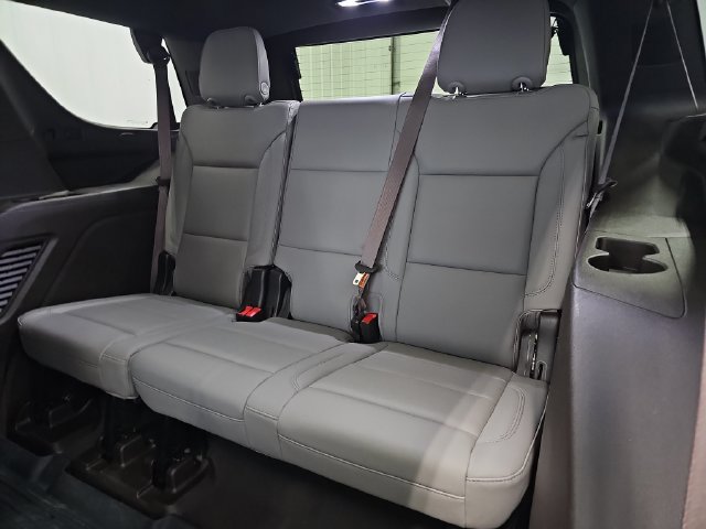 Used 2022 Chevrolet Tahoe LT w/ Luxury Package AWD/4WD image 38