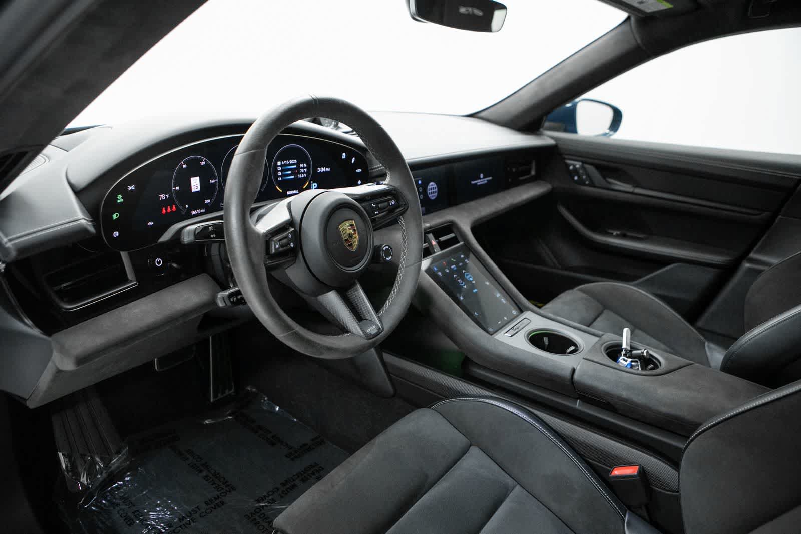 Certified 2024 Porsche Taycan GTS AWD/4WD image 4