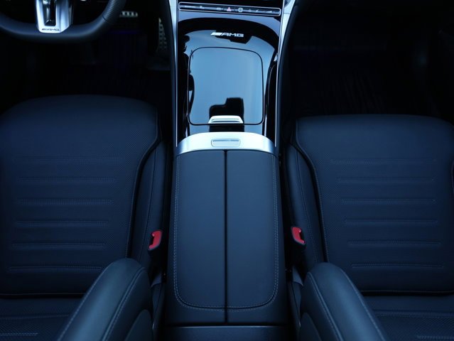 Certified 2025 Mercedes-Benz GLC 43 AMG 4MATIC image 34