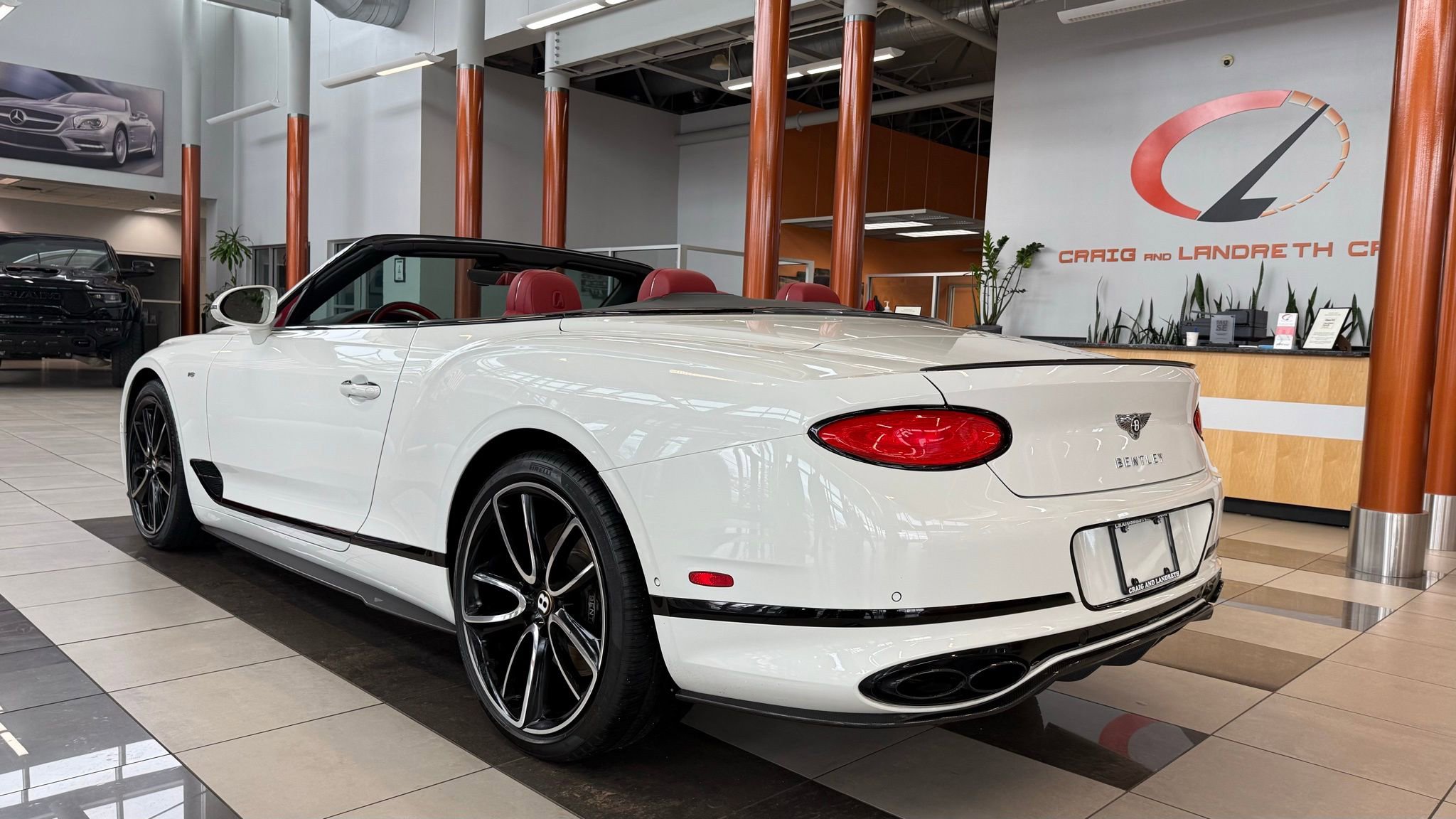 Used 2020 Bentley Continental GT image 10