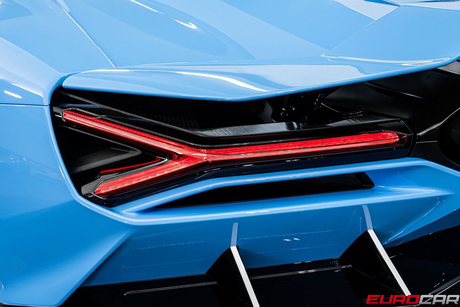 Used 2025 Lamborghini Revuelto AWD/4WD image 23