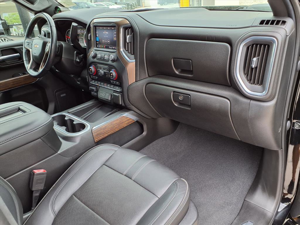 Used 2020 Chevrolet Silverado 2500 High Country w/ Z71 Off-Road Package image 9