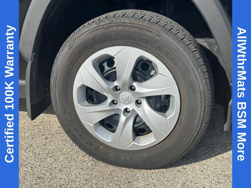 Used 2025 Toyota RAV4 LE FWD image 10