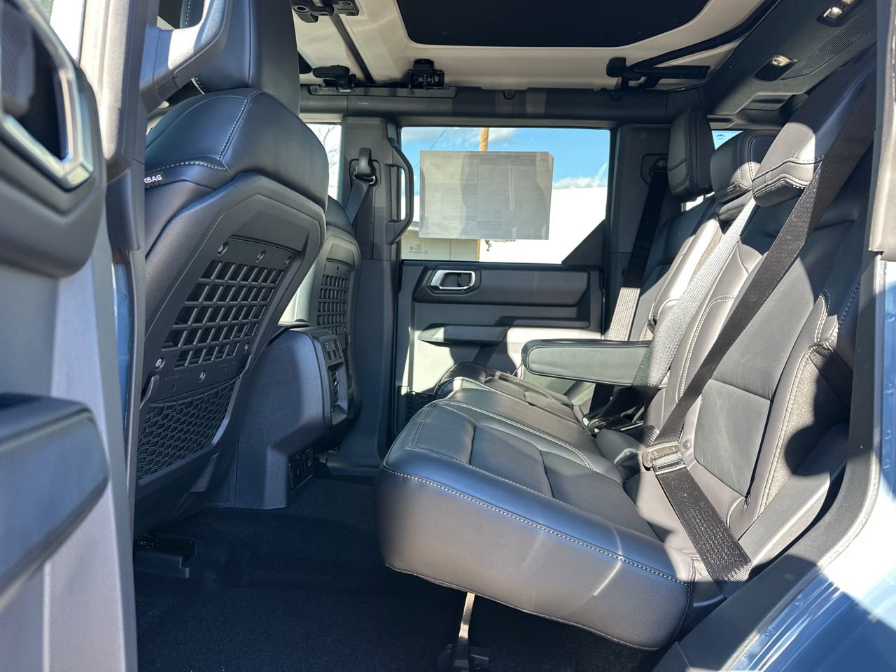 New 2025 Ford Bronco Badlands AWD/4WD image 18
