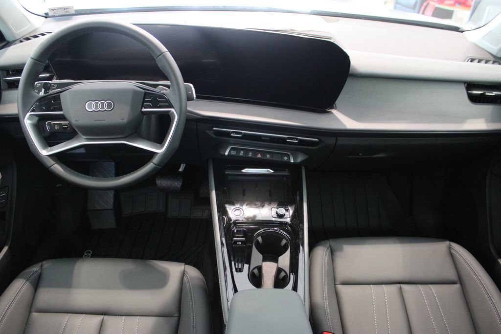 New 2026 Audi Q3 quattro 2.0T AWD/4WD image 6