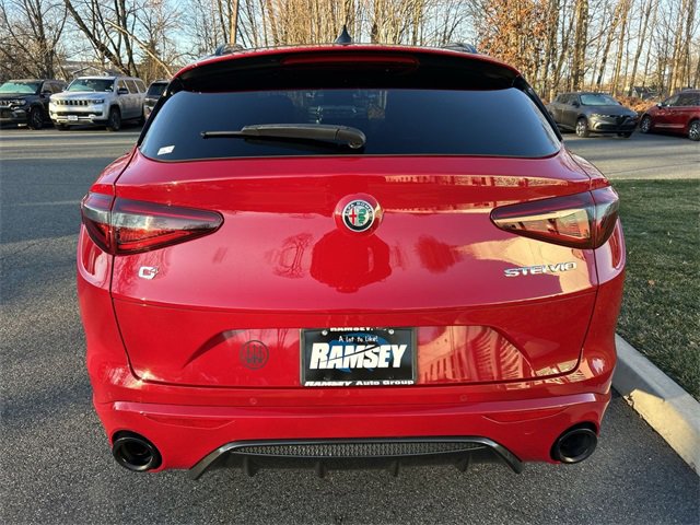 Used 2022 Alfa Romeo Stelvio Veloce image 26