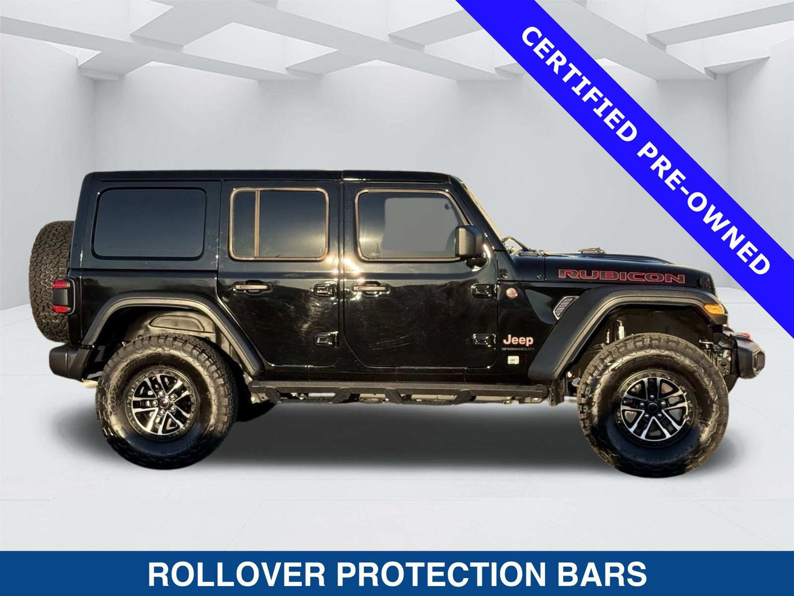 Used 2024 Jeep Wrangler Unlimited Rubicon w/ XTREMEE 35" Tire Package image 3