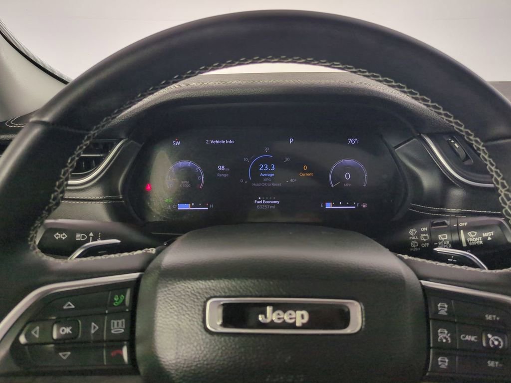 Used 2023 Jeep Grand Cherokee Limited w/ Luxury Tech Group II AWD/4WD image 36