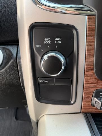 Used 2018 RAM 3500 Laramie AWD/4WD image 35