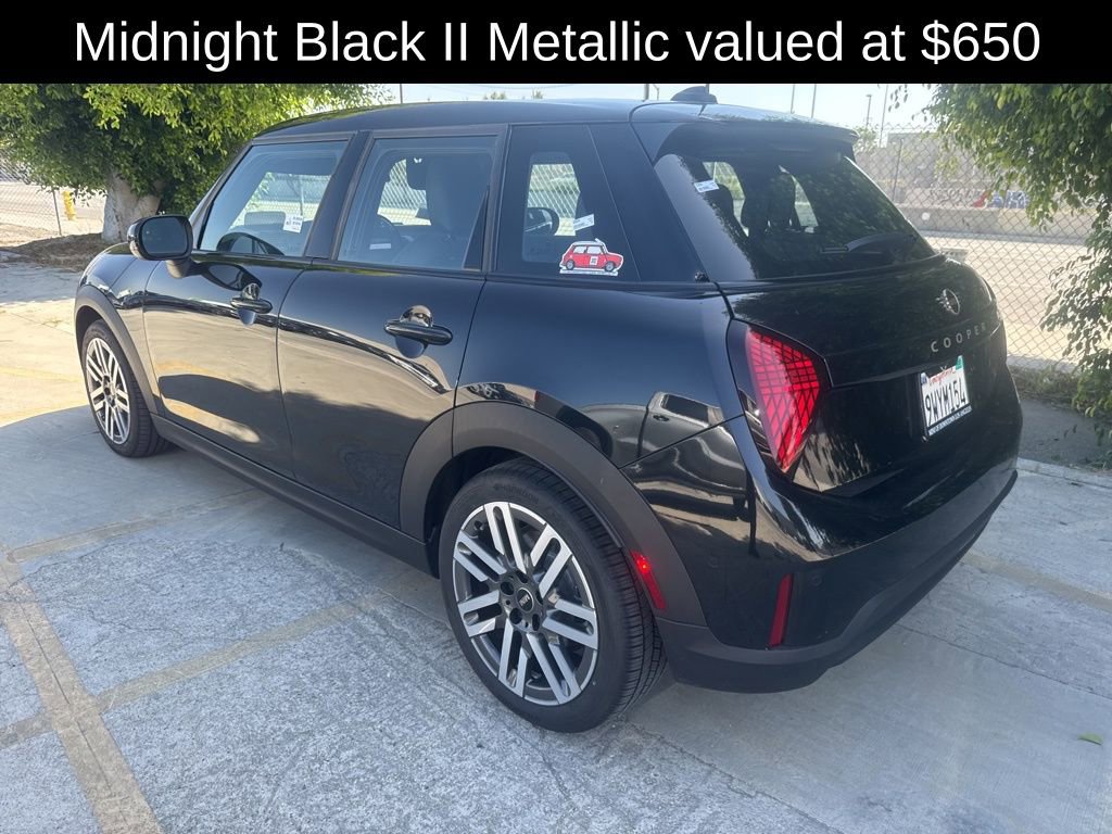 Used 2026 MINI Cooper 4-Door Hardtop FWD image 3