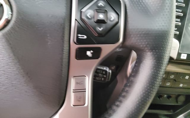 Used 2023 Toyota 4Runner Limited AWD/4WD image 32