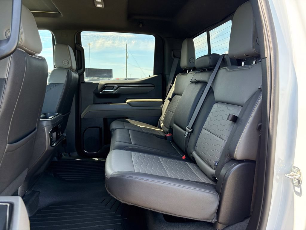 Used 2023 Chevrolet Silverado 1500 ZR2 w/ Technology Package AWD/4WD image 16