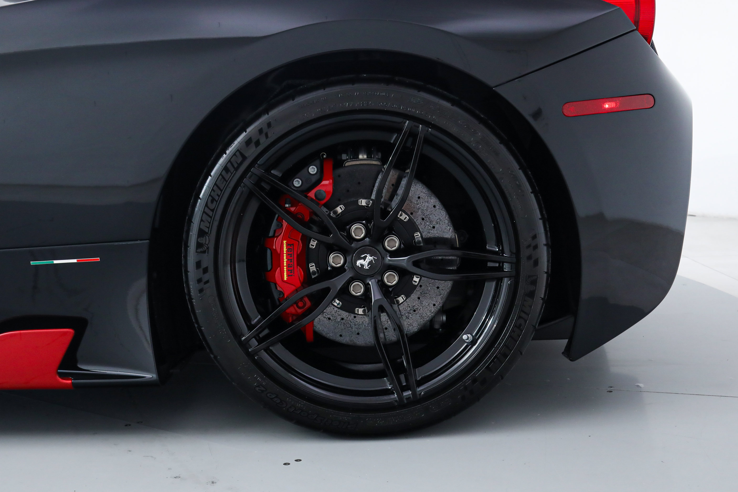 Certified 2015 Ferrari 458 Speciale A RWD image 51
