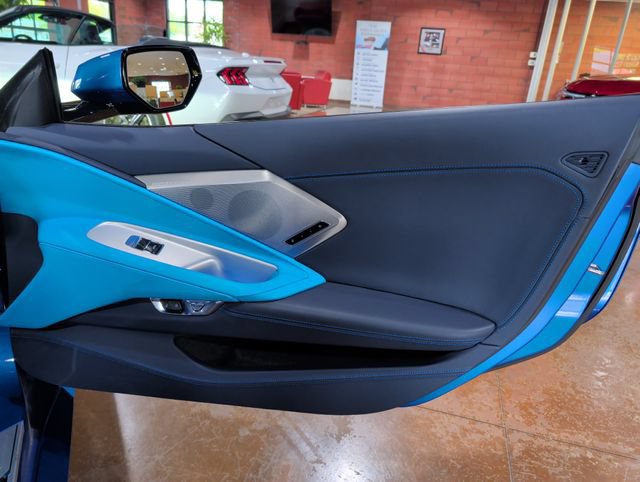 Used 2021 Chevrolet Corvette Stingray Premium Conv w/ Z51 Performance Package RWD image 25