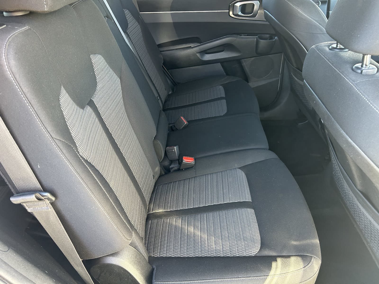 Used 2022 Kia Sorento LX FWD image 15