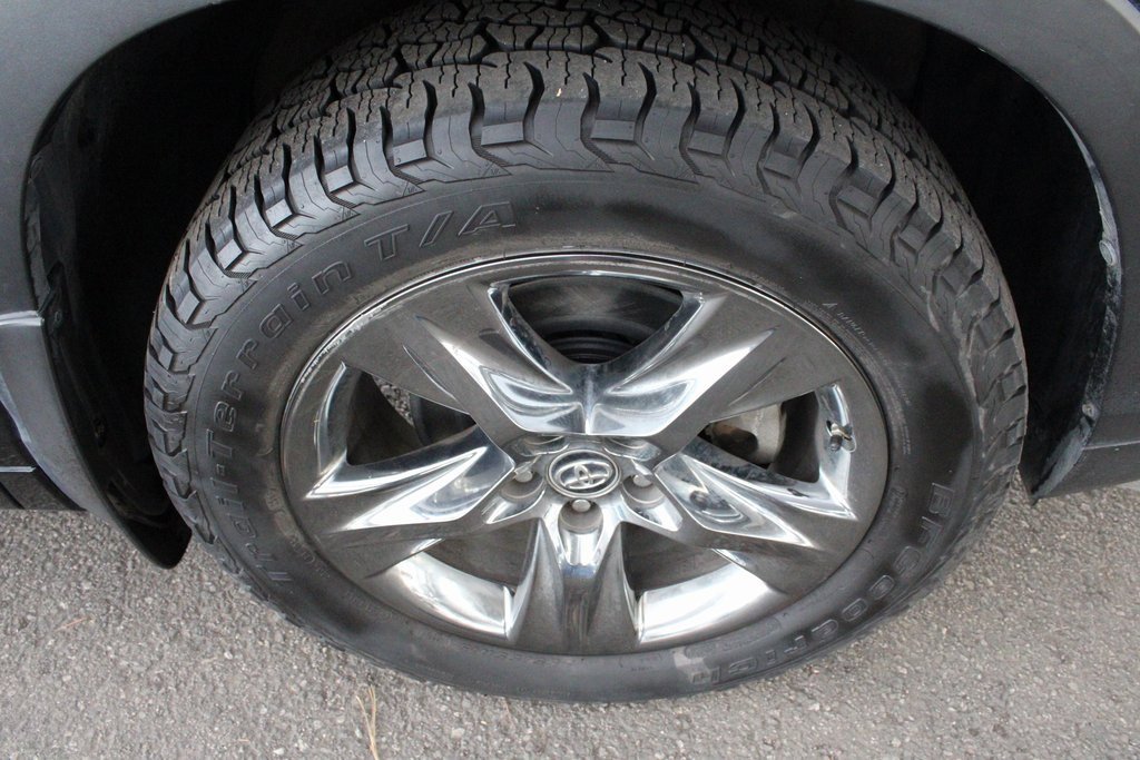 Certified 2018 Toyota Highlander Limited Platinum image 69