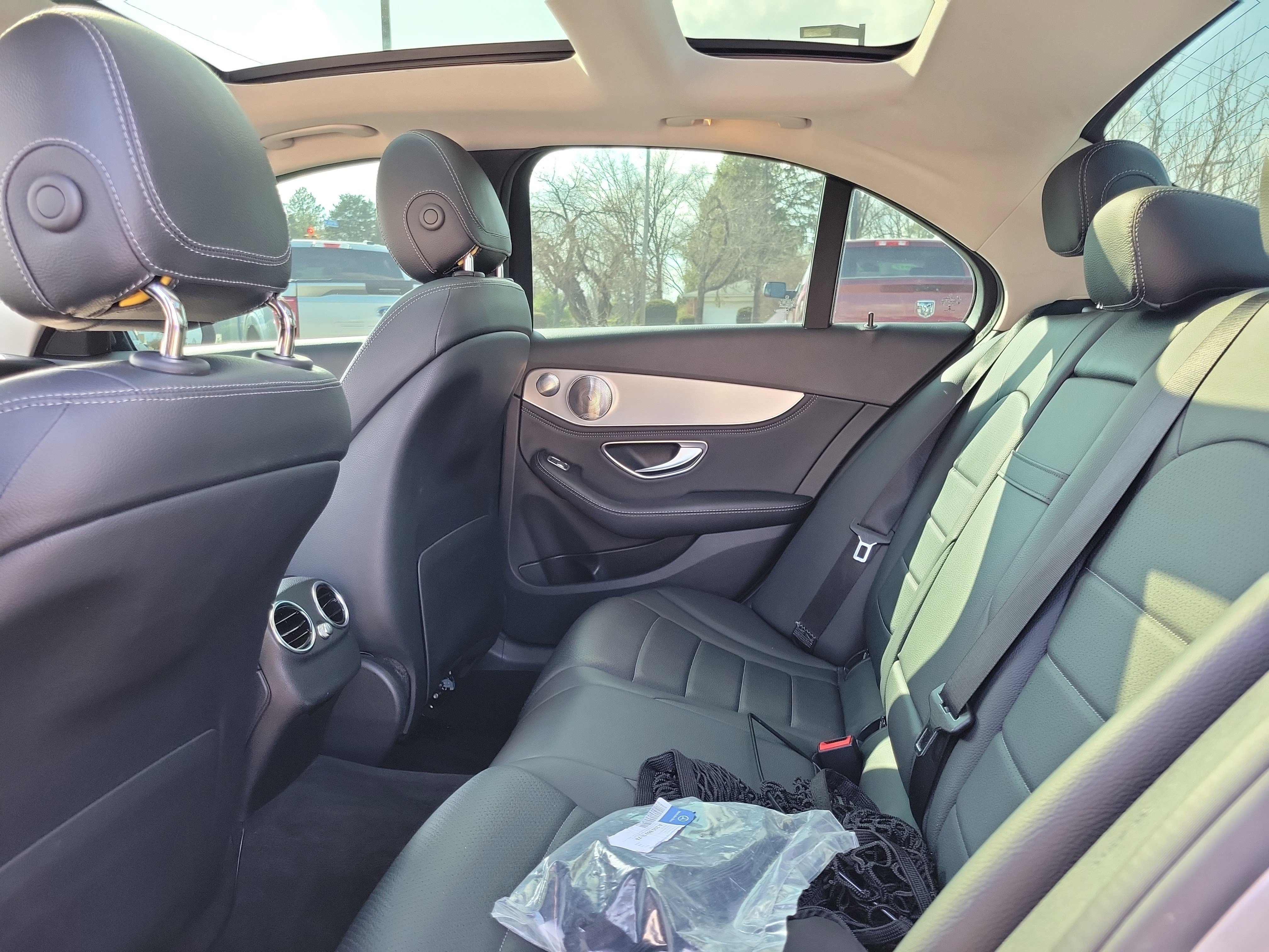 Used 2016 Mercedes-Benz C 300 4MATIC Sedan image 12