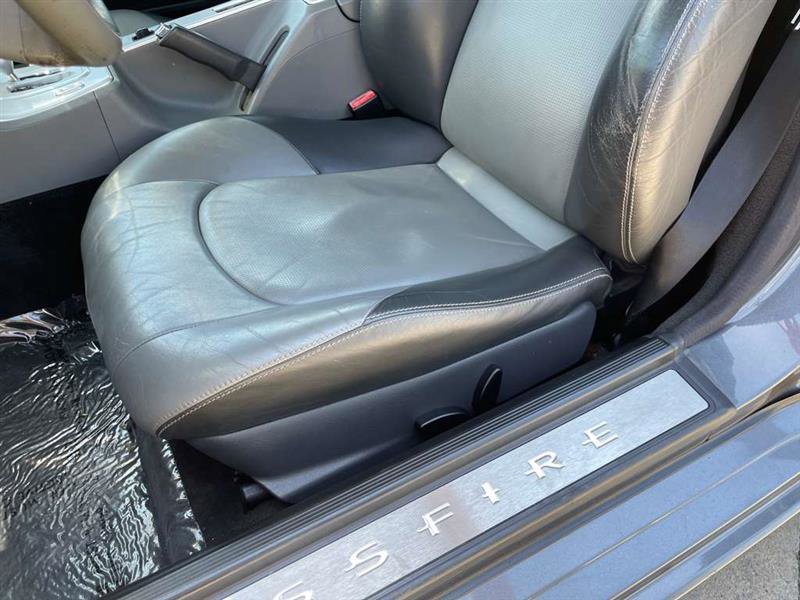 Used 2004 Chrysler Crossfire Coupe RWD image 63