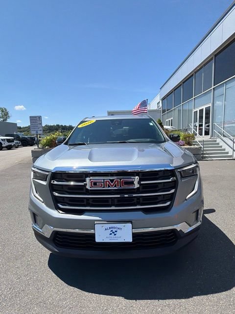 Used 2026 GMC Acadia Elevation w/ Elevation Premium Package AWD/4WD image 2