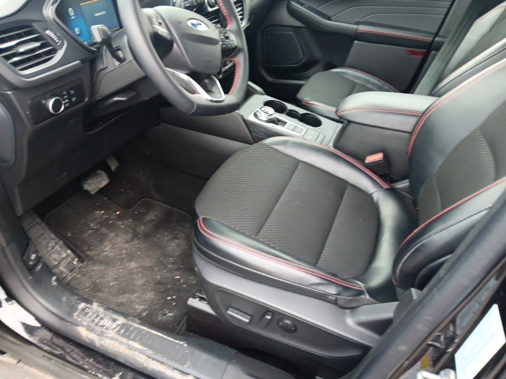Used 2025 Ford Escape ST-Line image 20