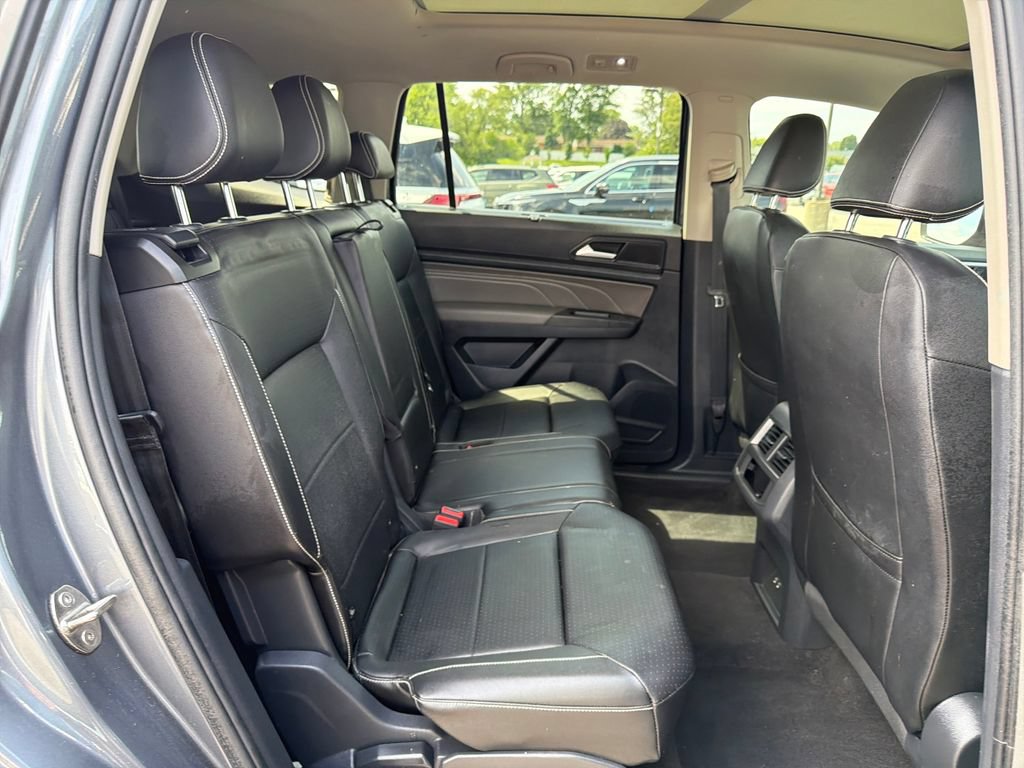 Used 2023 Volkswagen Atlas SE w/ Panoramic Sunroof Package FWD image 50