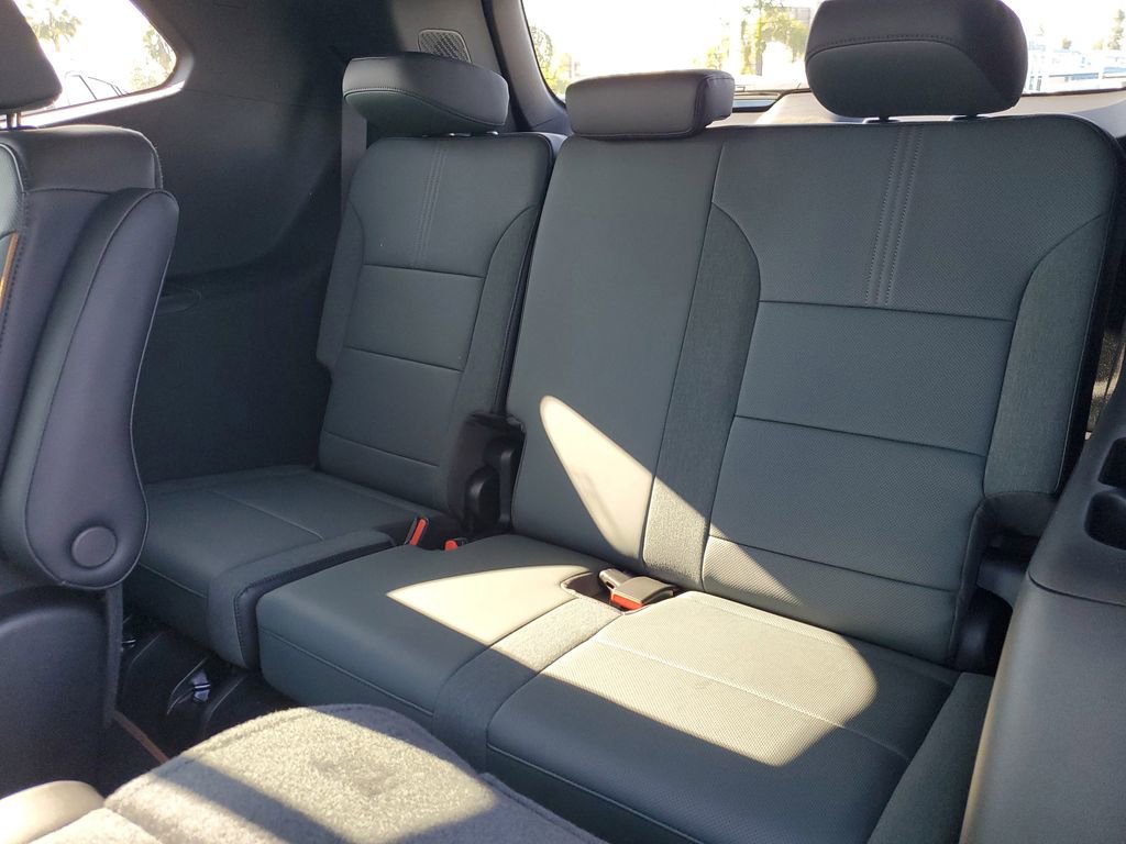 New 2026 GMC Acadia AT4 w/ Luxury Package image 10