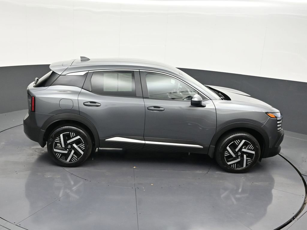 Used 2025 Nissan Kicks SV image 25