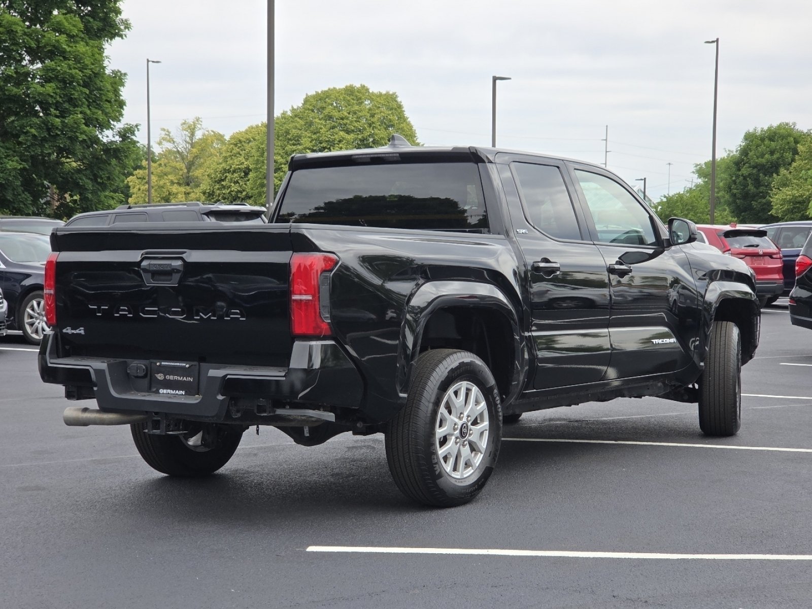 Used 2025 Toyota Tacoma SR5 AWD/4WD image 19