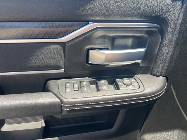 New 2026 RAM 3500 Big Horn AWD/4WD image 6
