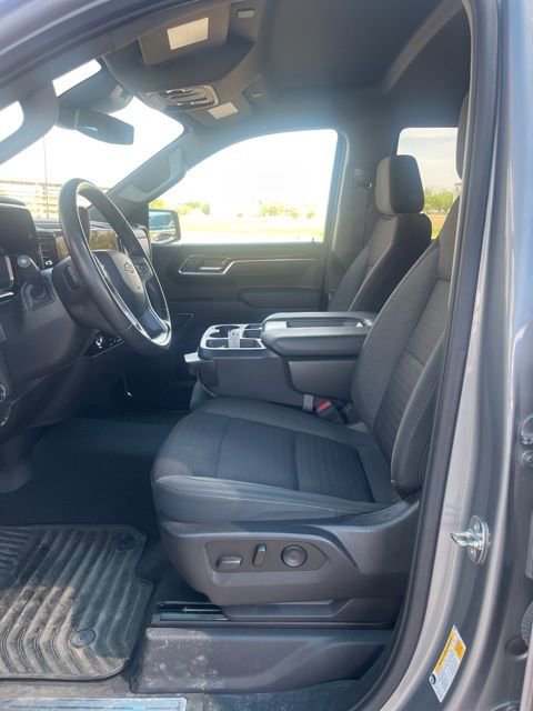 Used 2023 Chevrolet Silverado 1500 LT image 11