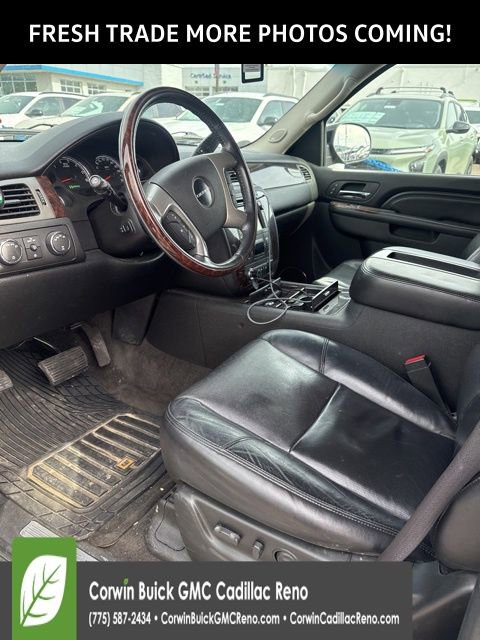 Used 2010 GMC Yukon Denali AWD/4WD image 10