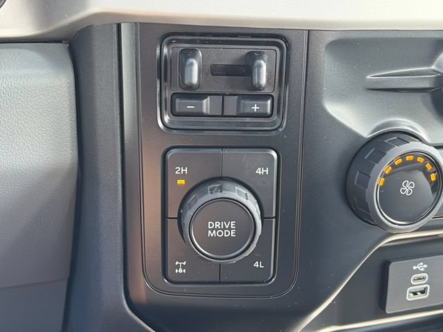 New 2027 Ford F250 XL w/ XL Chrome Package AWD/4WD image 22