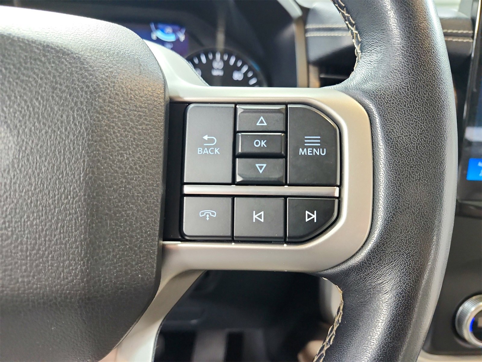 Used 2024 Ford Expedition Limited image 25