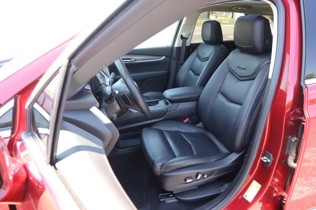 Used 2019 Cadillac XT5 Luxury AWD/4WD image 10