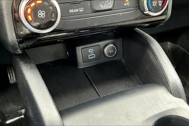 Used 2021 Ford Escape SE image 24