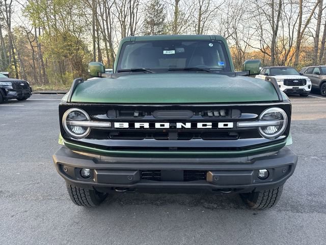 New 2025 Ford Bronco Outer Banks AWD/4WD image 3