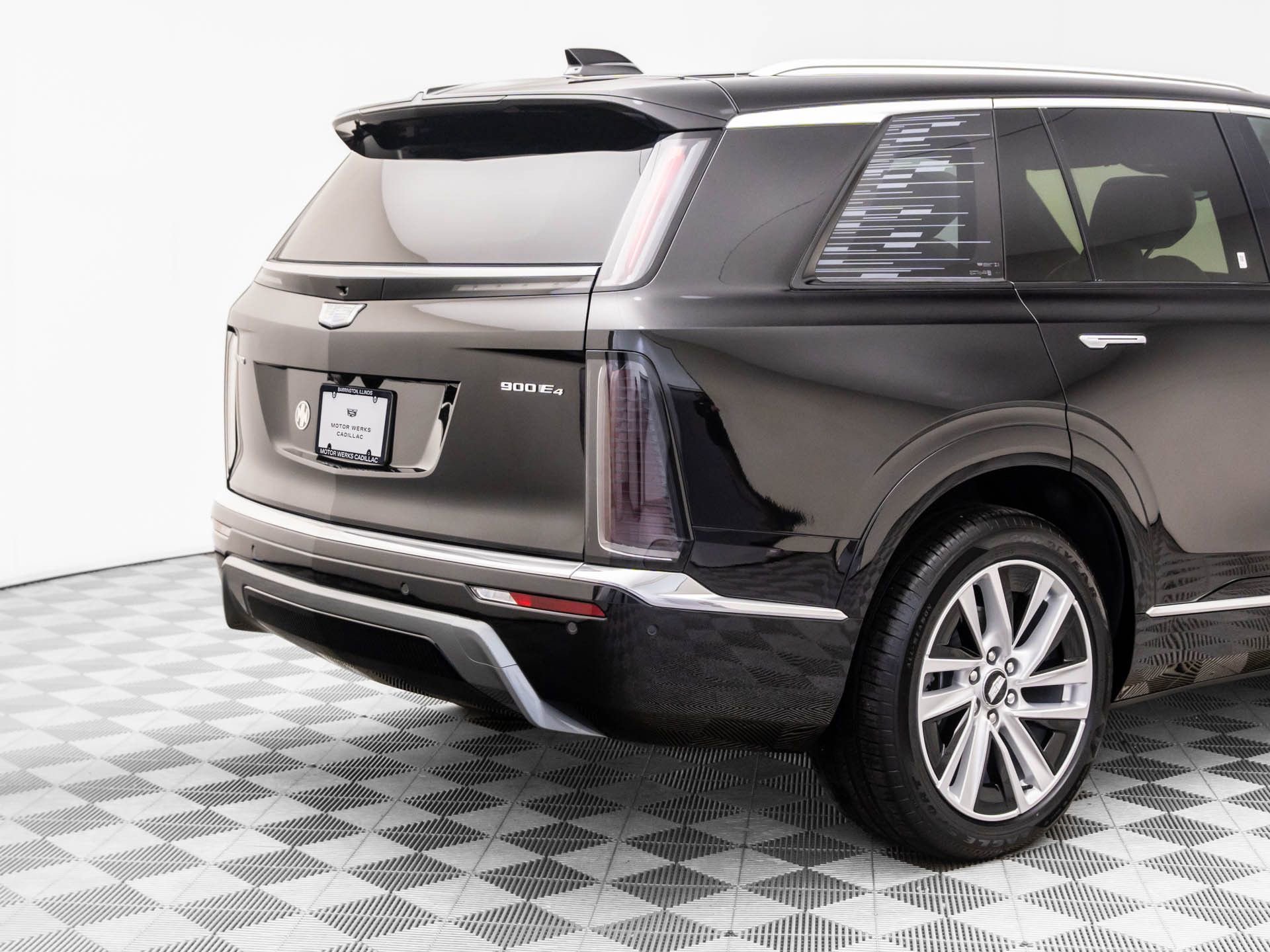 New 2026 Cadillac Vistiq Luxury w/ LPO, Floor Liner Package image 39