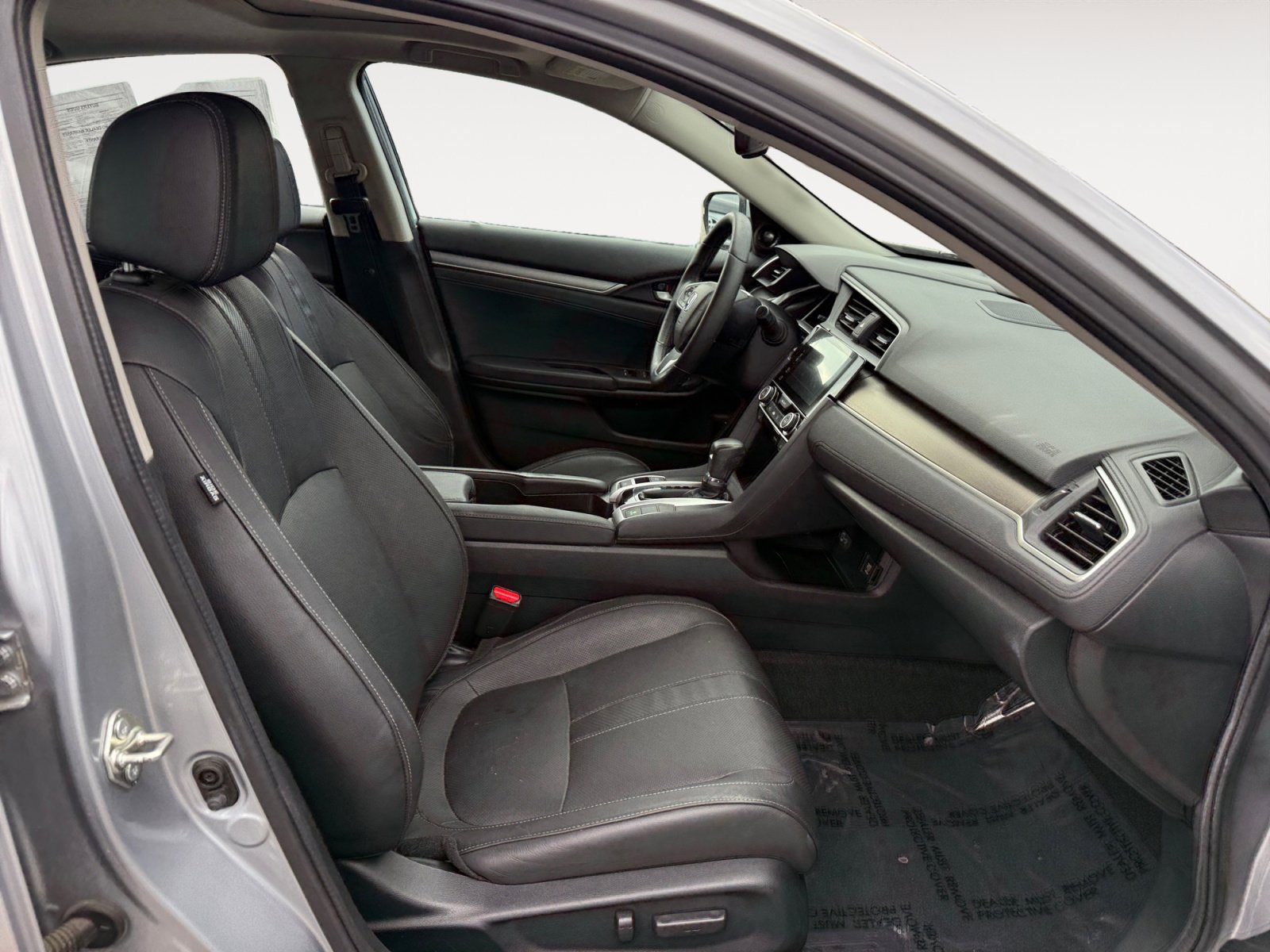 Used 2017 Honda Civic Touring image 19