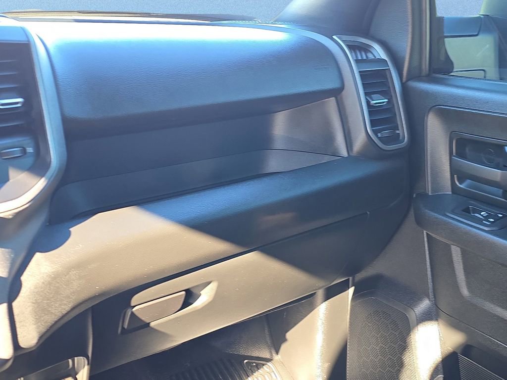 Used 2025 RAM 3500 Tradesman w/ Chrome Appearance Group image 18