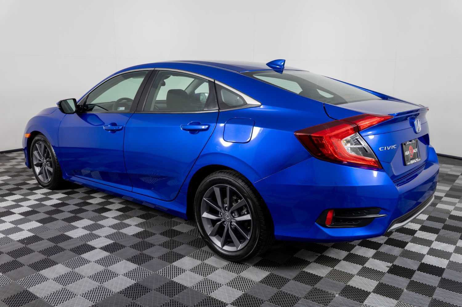 Used 2020 Honda Civic EX image 4