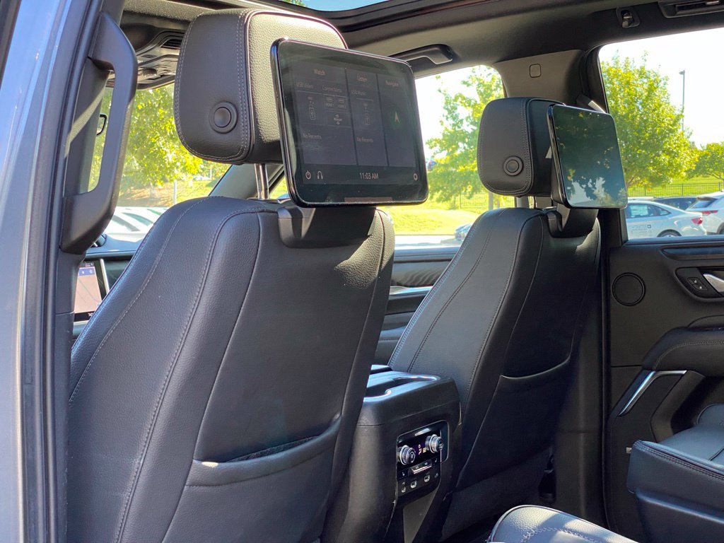 Used 2021 GMC Yukon Denali w/ Denali Premium Package AWD/4WD image 28