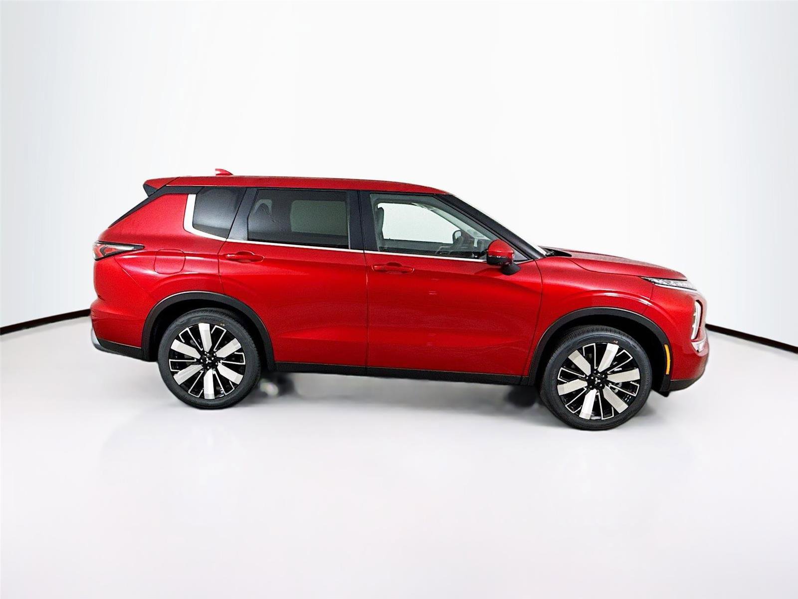 New 2026 Mitsubishi Outlander SE image 30