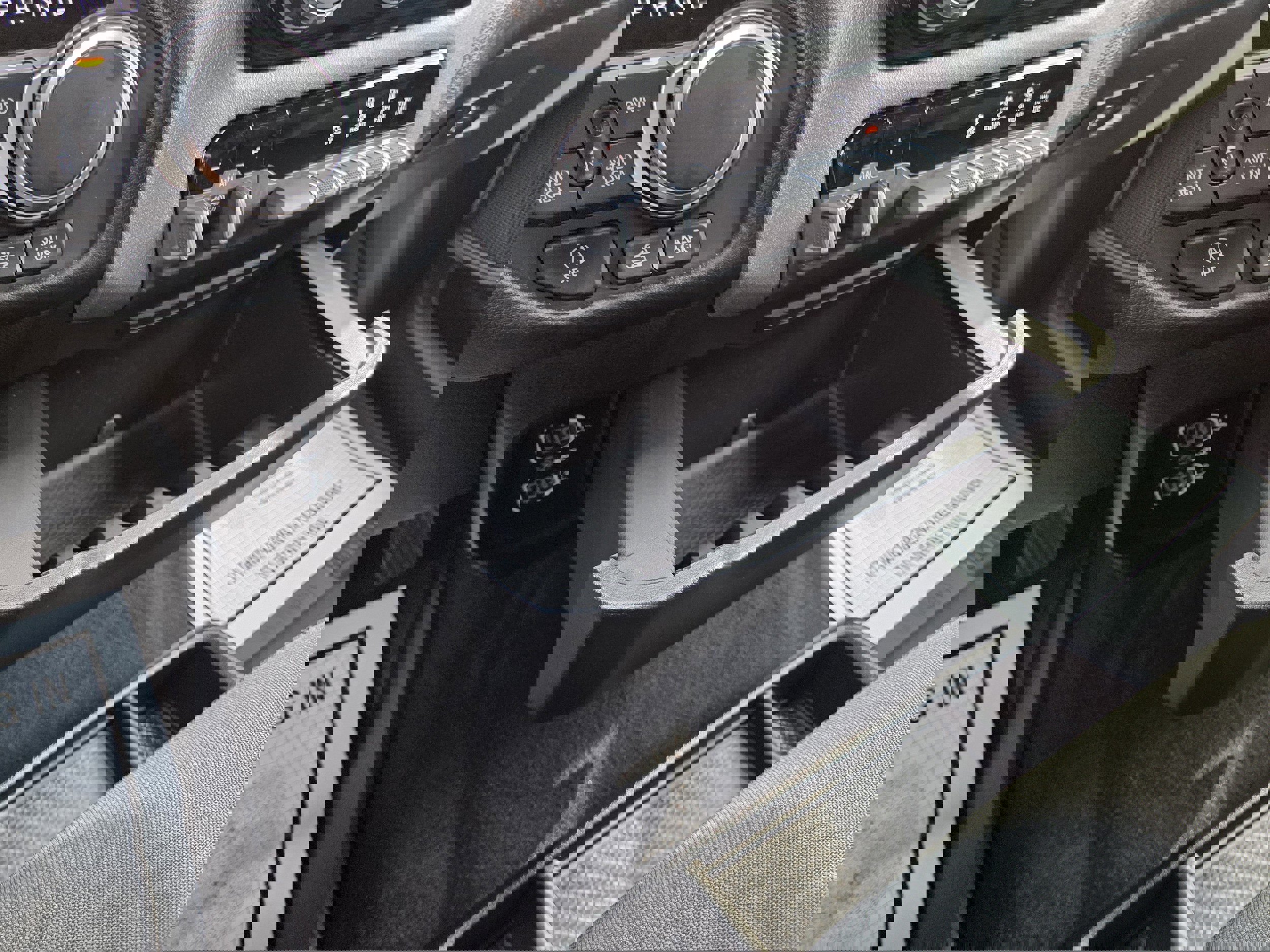 Used 2025 RAM 1500 Classic Warlock image 31