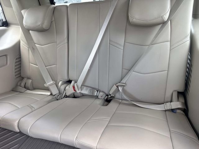 Used 2019 Cadillac Escalade Luxury image 17