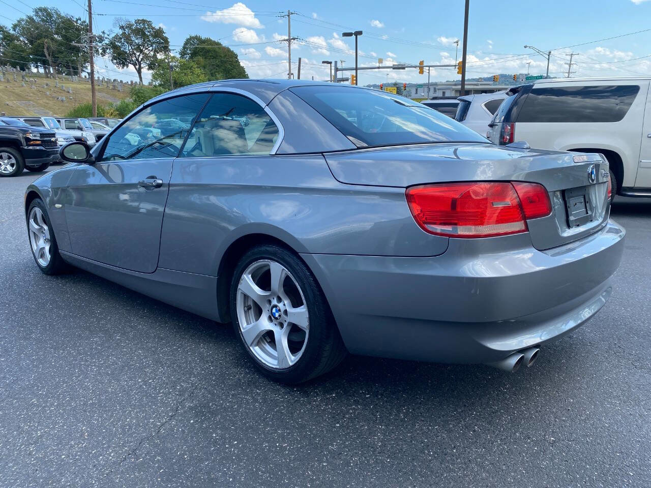 Used 2009 BMW 328i Convertible image 13