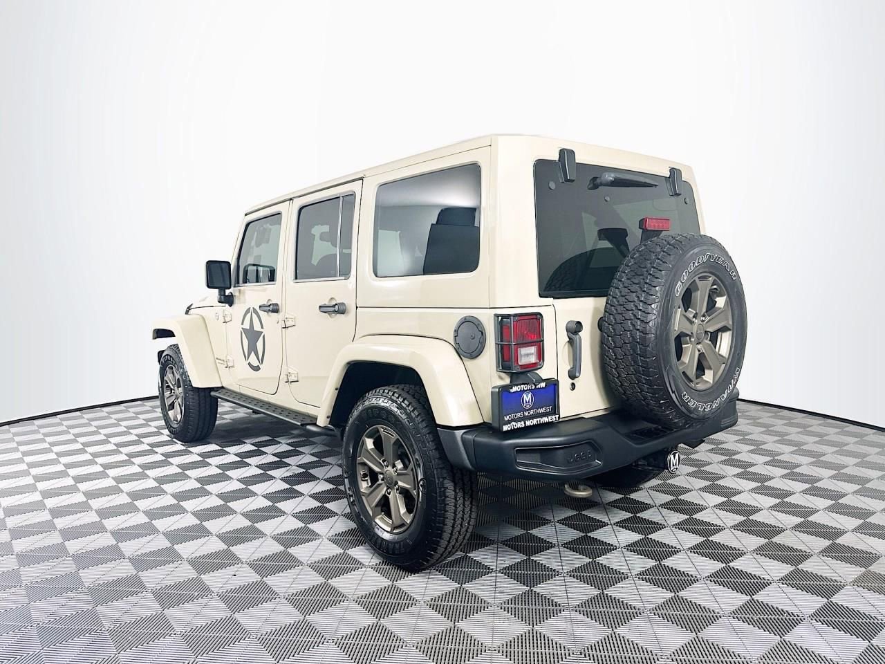 Used 2018 Jeep Wrangler Unlimited Sport image 15