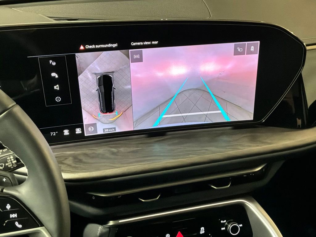 Certified 2025 Audi Q5 Premium w/ Convenience Package image 5